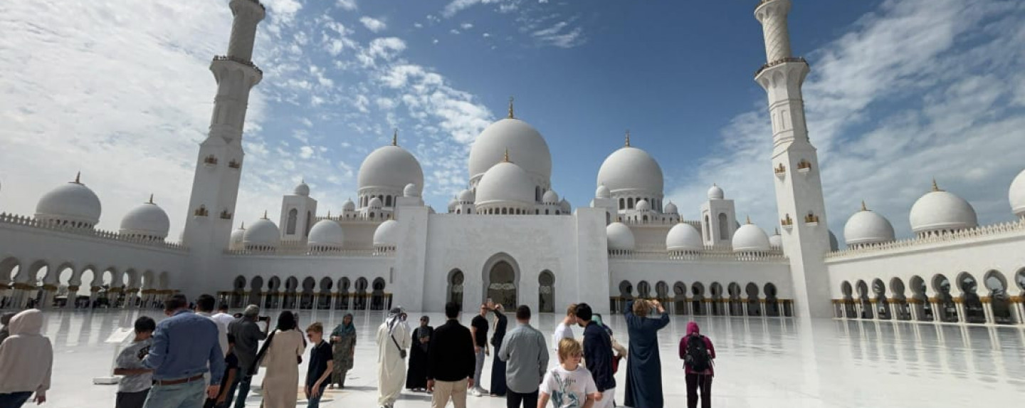 Abu Dhabi city tour cover image